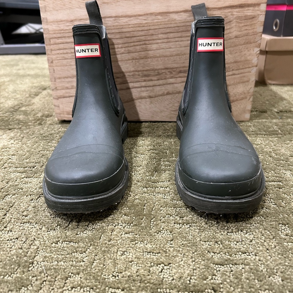 Hunter Dark Green Chelsea Boots